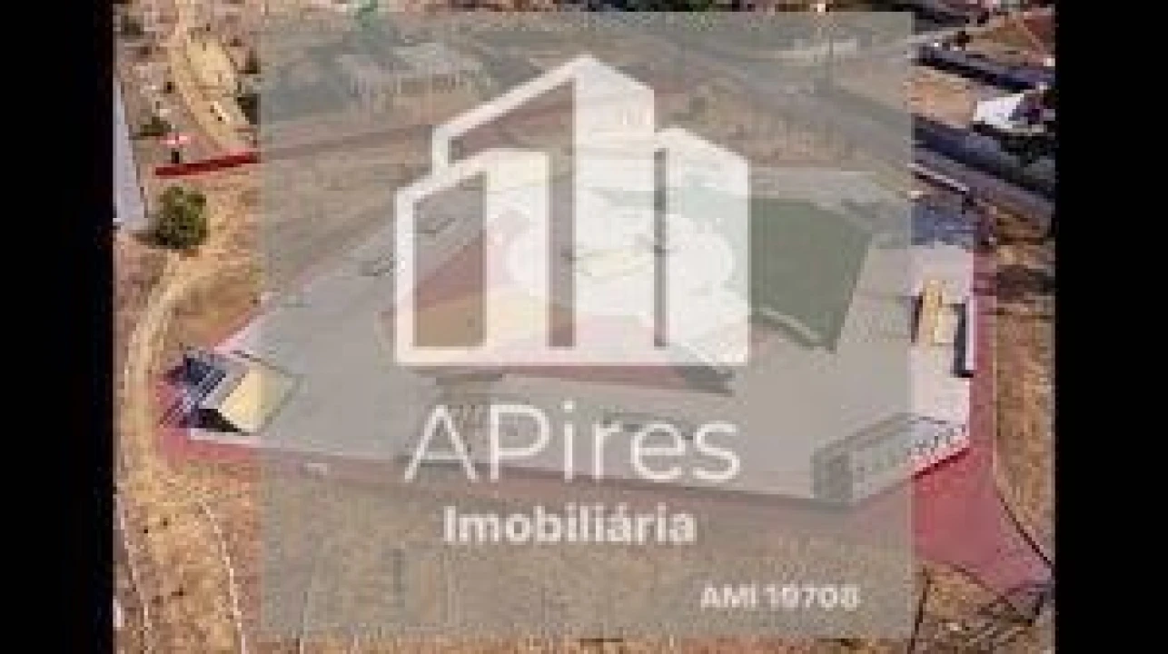 Moradia T4 para Venda em Fernao Ferro Foto 24