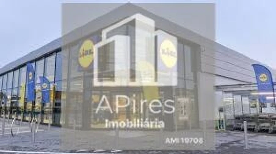 Moradia T4 para Venda em Fernao Ferro Foto 20