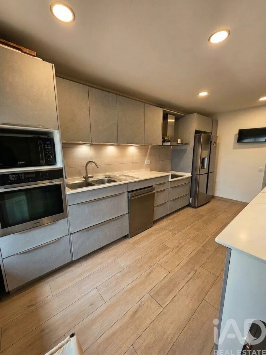 Apartamento T4 para Venda em Faro (Sé e São Pedro) Foto 13