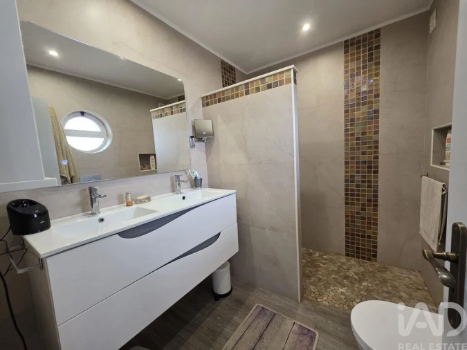 Apartamento T4 para Venda em Faro (Sé e São Pedro) Foto 17