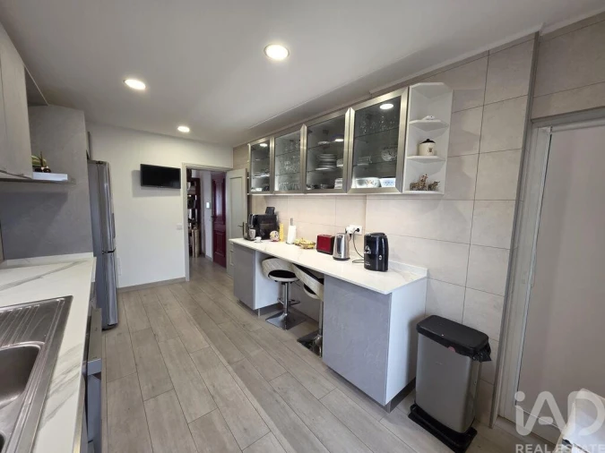 Apartamento T4 para Venda em Faro (Sé e São Pedro) Foto 15