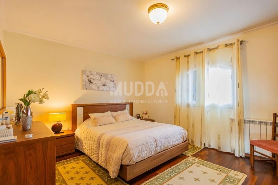 Moradia T4 para Venda em Esgueira Foto 11