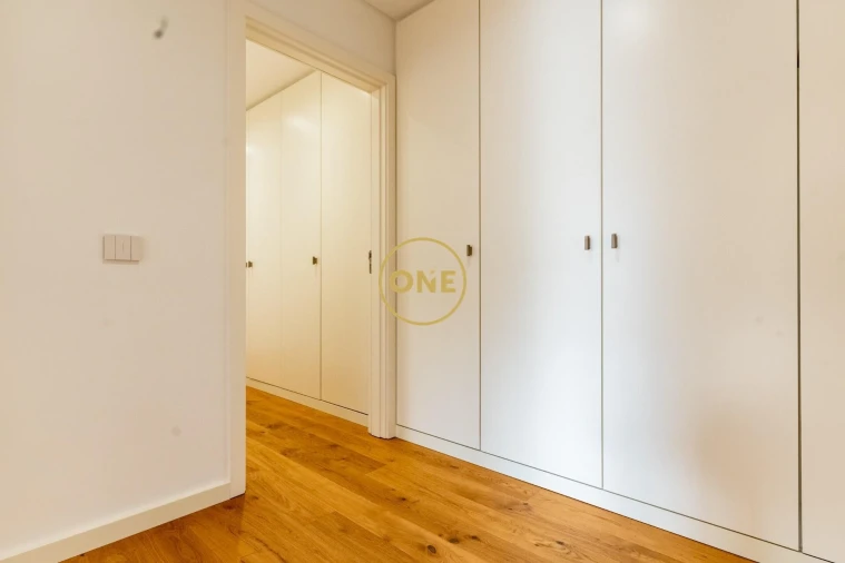 Apartamento T4 para Venda em Santo Antonio dos Olivais Foto 27