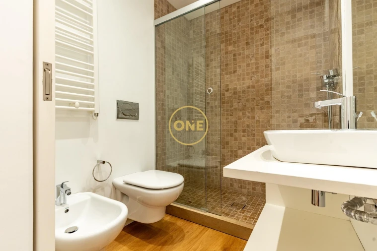 Apartamento T4 para Venda em Santo Antonio dos Olivais Foto 19