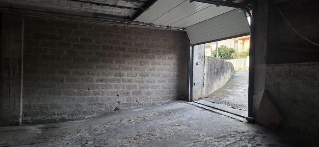 Garagem para Arrendamento em Ferreiros, Prozelo e Besteiros Foto 3