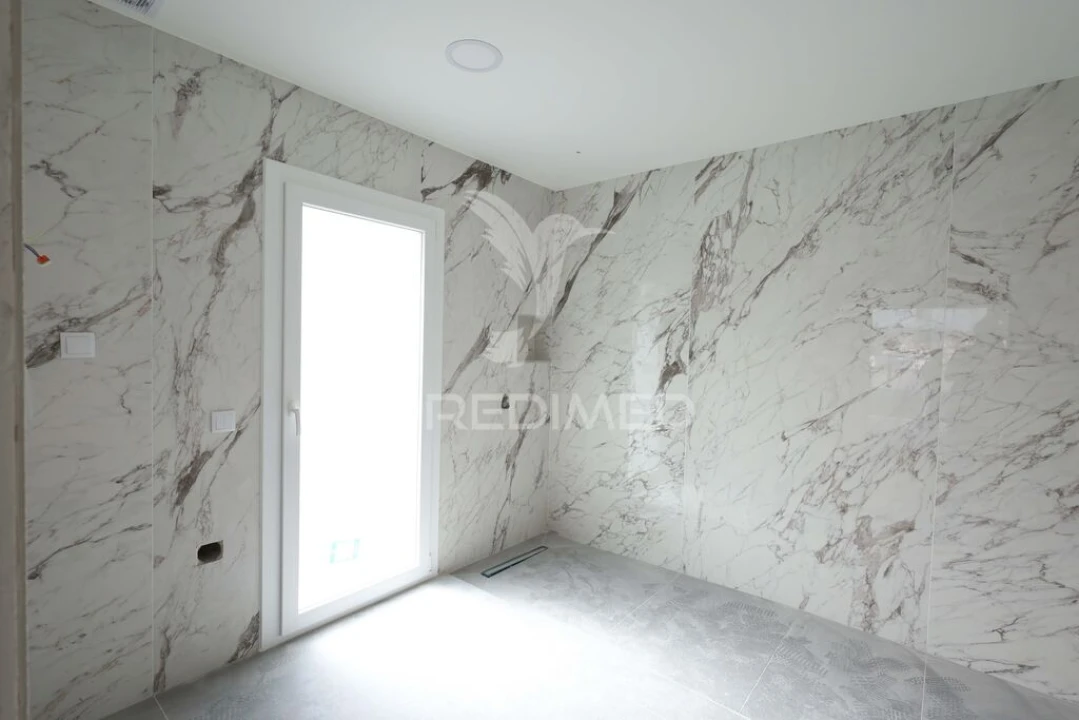 Moradia T5 para Venda em Nossa Sra de Fatima Foto 4