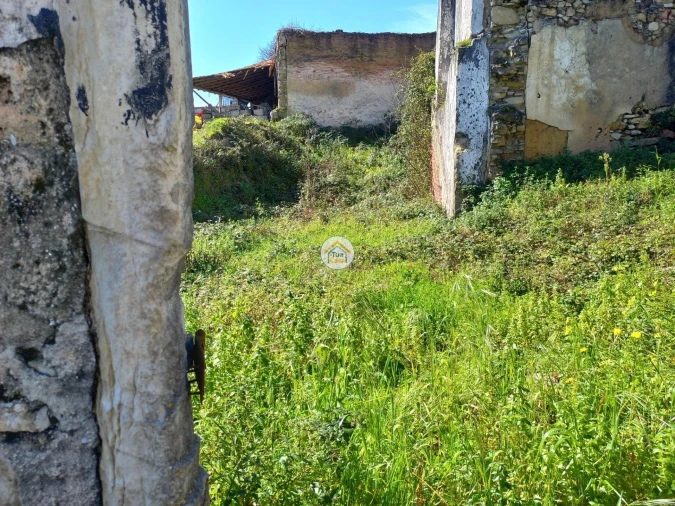 Moradia T2 para Venda em Pampilhosa Foto 1