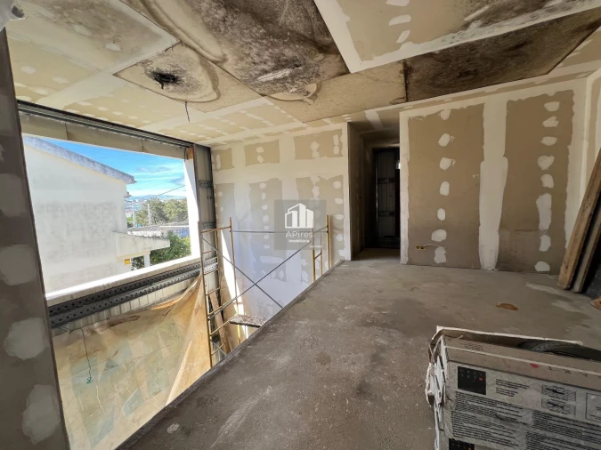 Moradia T2 para Venda em Charneca de Caparica e Sobreda Foto 30