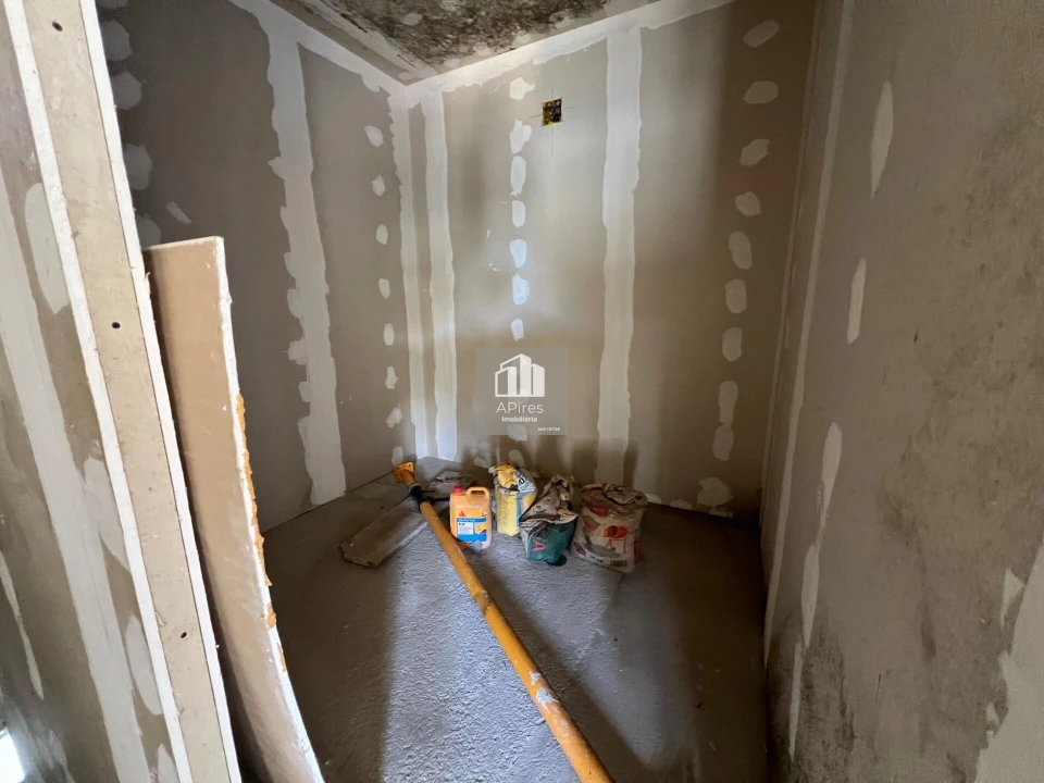 Moradia T2 para Venda em Charneca de Caparica e Sobreda Foto 28