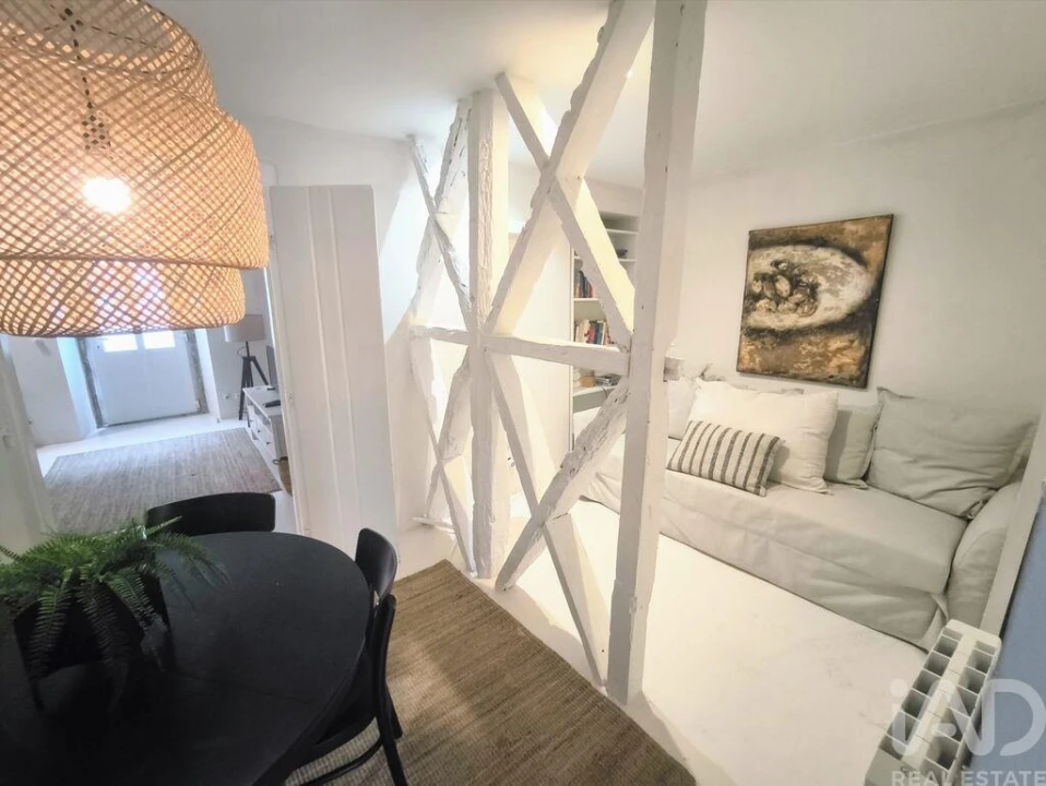 Apartamento T2 para Arrendamento em Misericórdia Foto 11