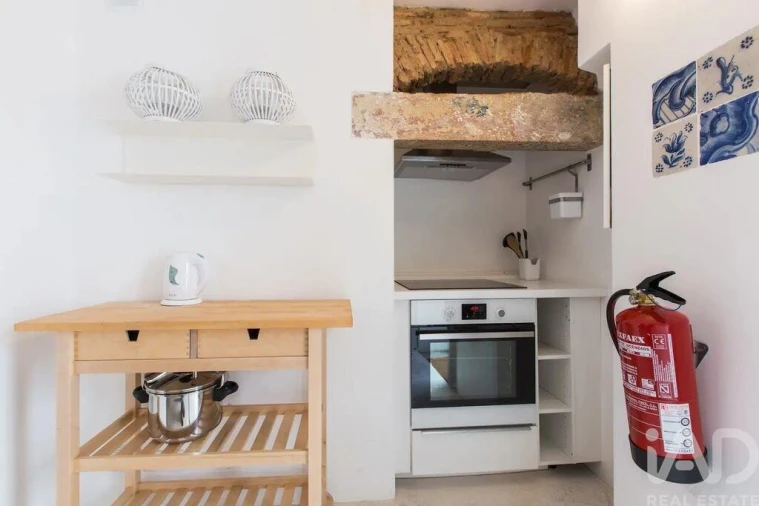 Apartamento T2 para Arrendamento em Misericórdia Foto 15