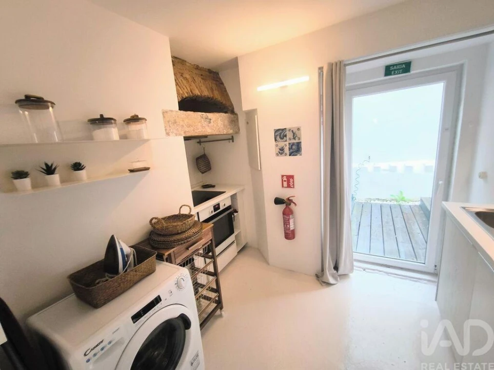 Apartamento T2 para Arrendamento em Misericórdia Foto 12