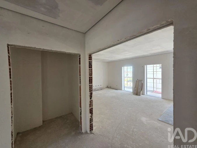 Apartamento T2 para Venda em Portimão Foto 11