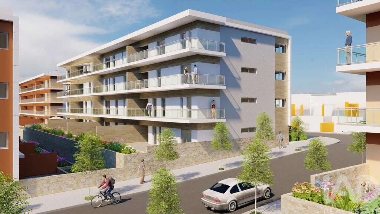 Apartamento T2 para Venda em Portimão Foto 2