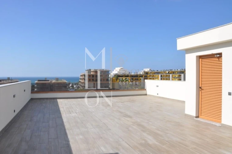 Apartamento T2 para Venda em Quarteira Foto 8