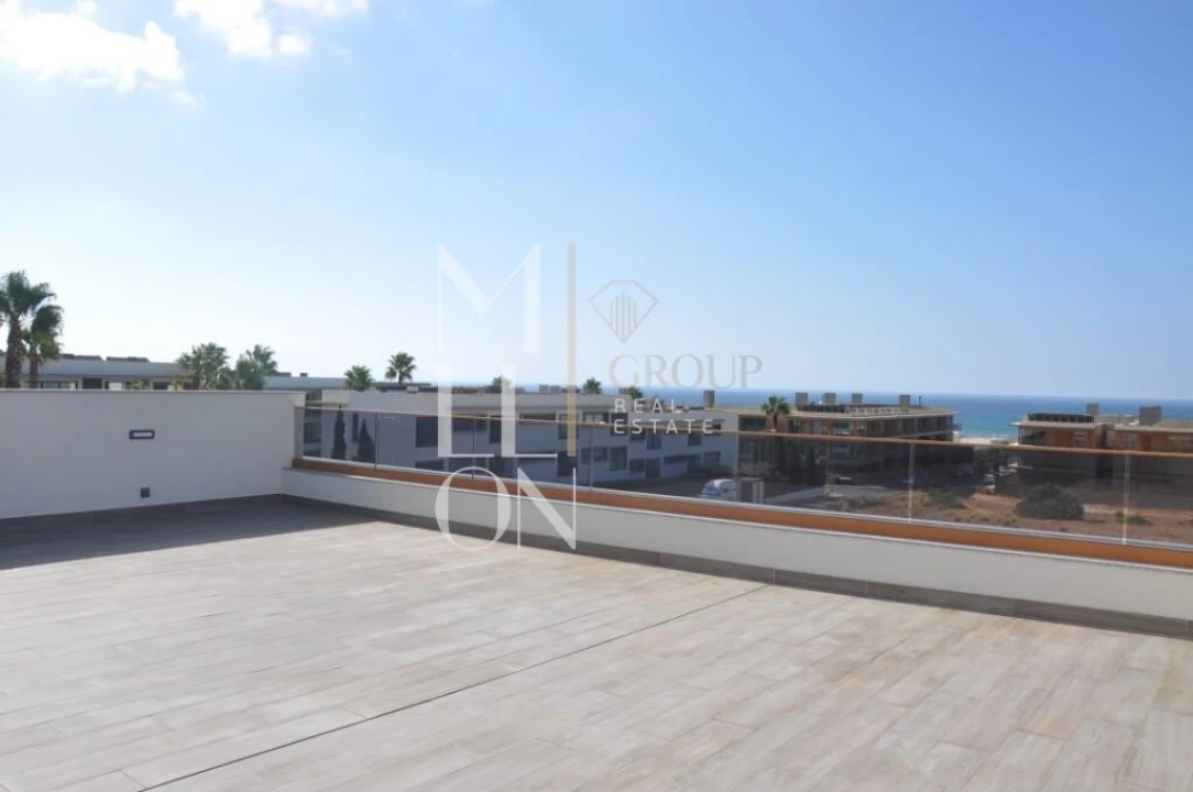 Apartamento T2 para Venda em Quarteira Foto 10