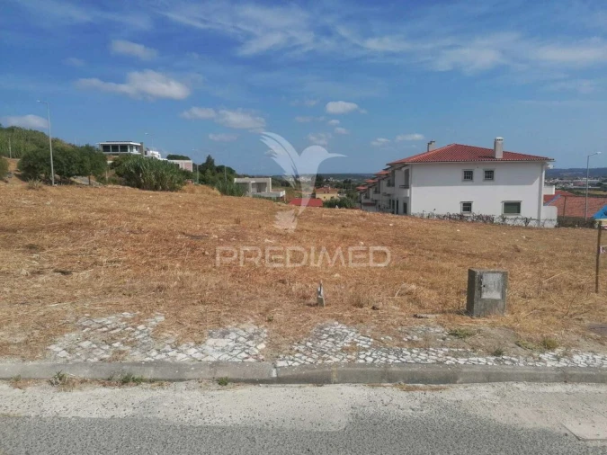 Terreno para Venda em Alenquer (Santo Estêvão e Triana) Foto 2