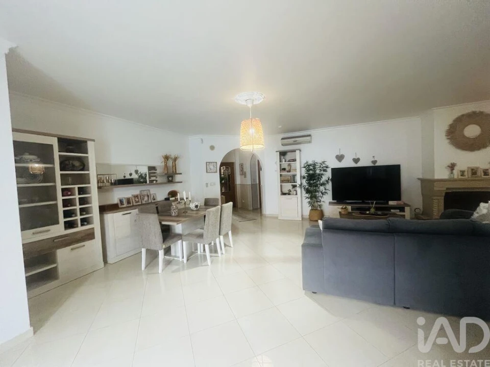 Moradia T6 para Venda em Beja (Salvador e Santa Maria da Feira) Foto 9