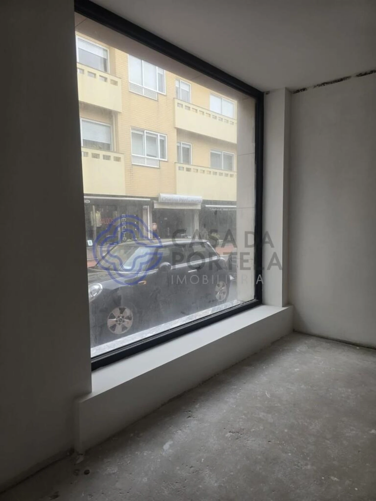 Loja para Arrendamento em Espinho Foto 21