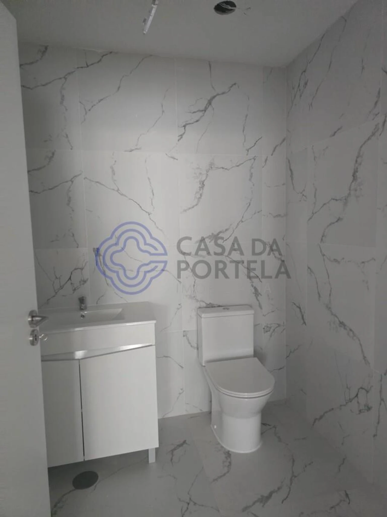 Loja para Arrendamento em Espinho Foto 29