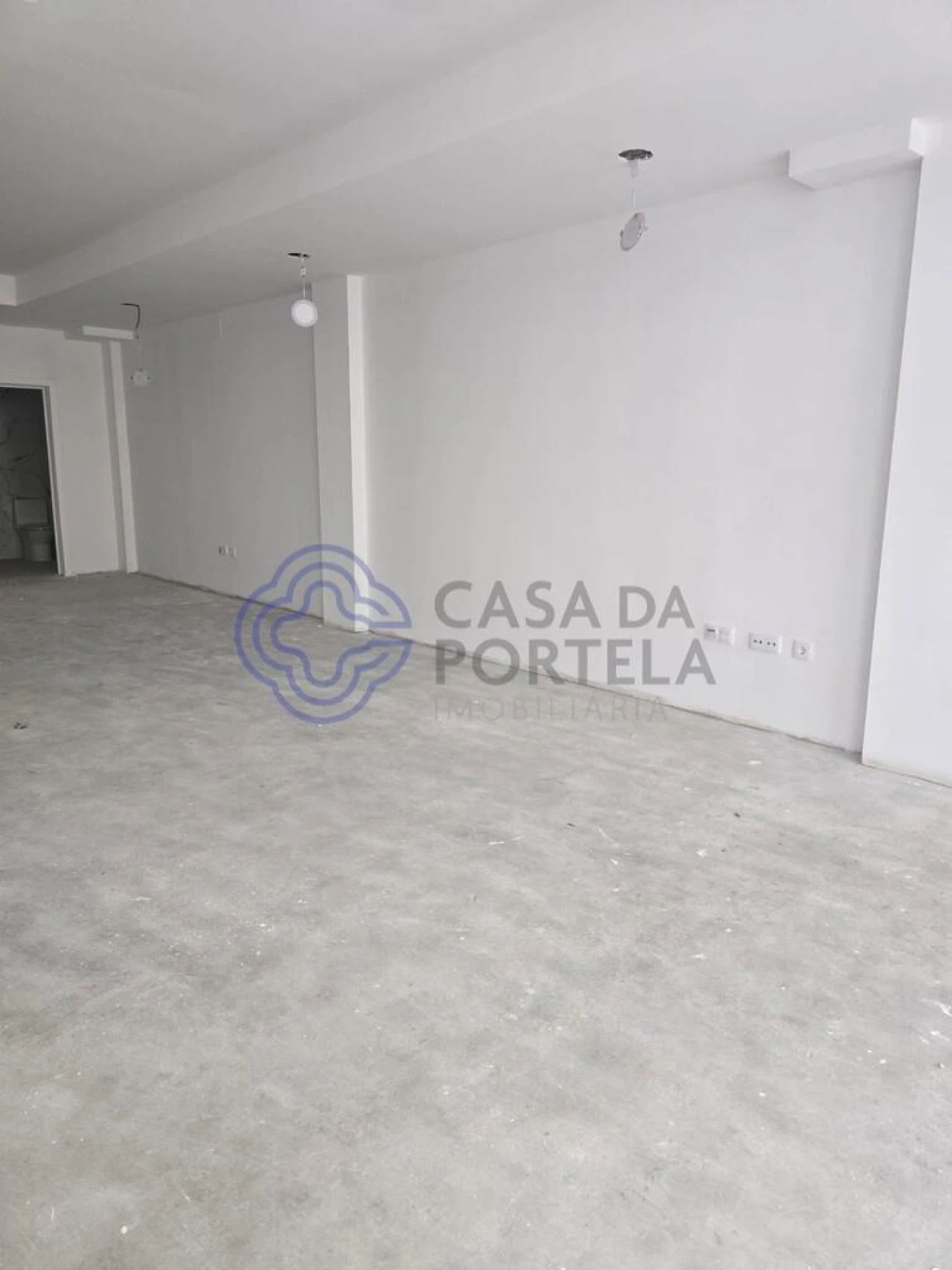 Loja para Arrendamento em Espinho Foto 34