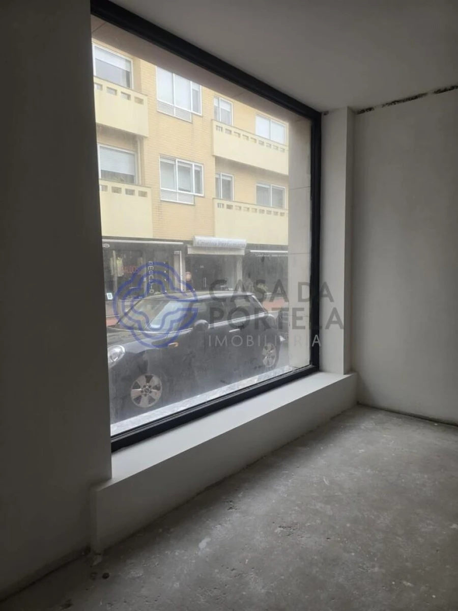Loja para Arrendamento em Espinho Foto 21