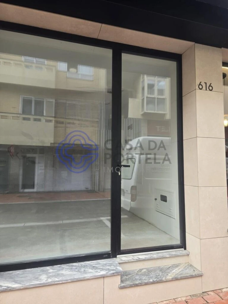Loja para Arrendamento em Espinho Foto 27