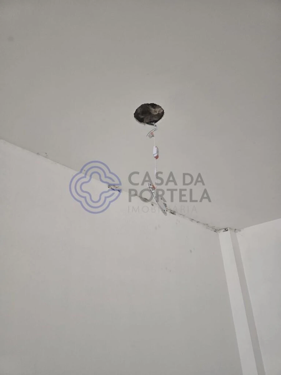 Loja para Arrendamento em Espinho Foto 24