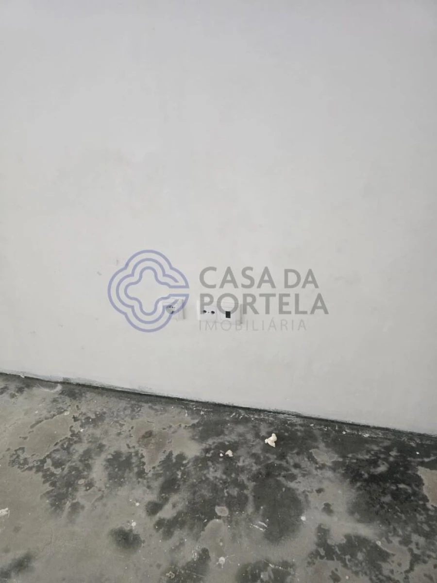 Loja para Arrendamento em Espinho Foto 16