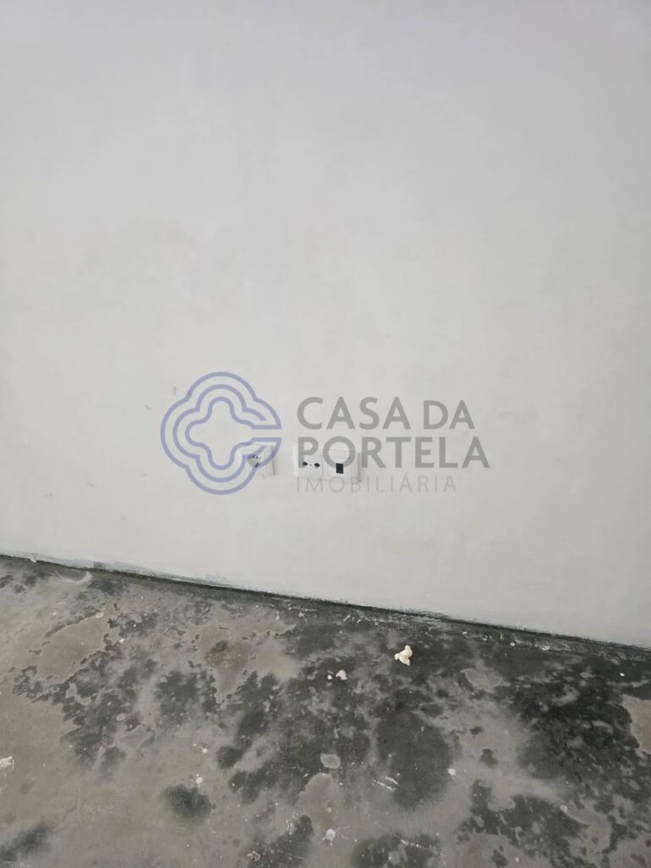 Loja para Arrendamento em Espinho Foto 16