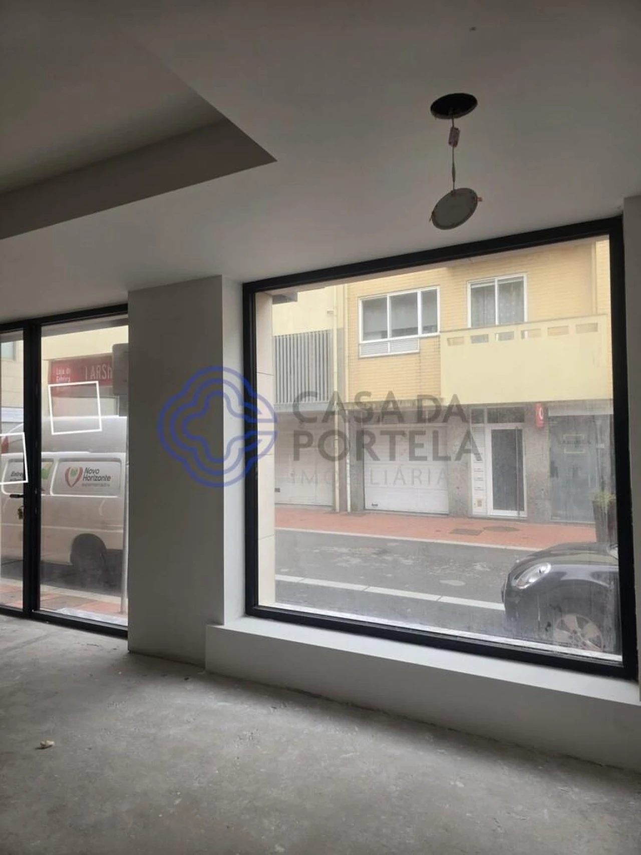 Loja para Arrendamento em Espinho Foto 17