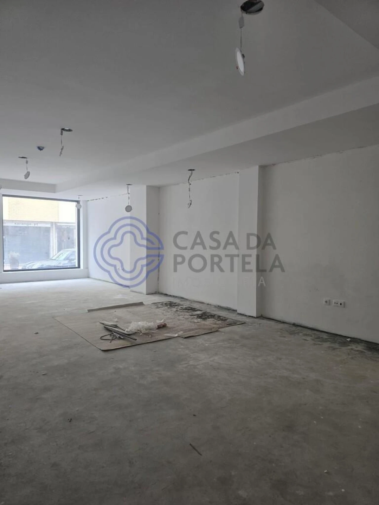 Loja para Arrendamento em Espinho Foto 8