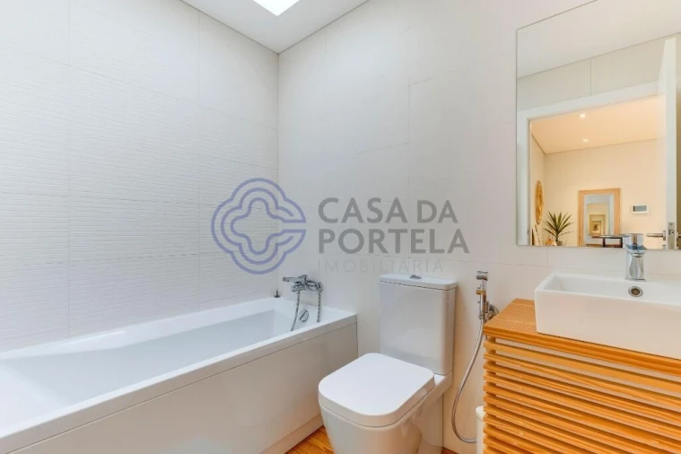 Moradia T3 para Venda em Campanhã Foto 17