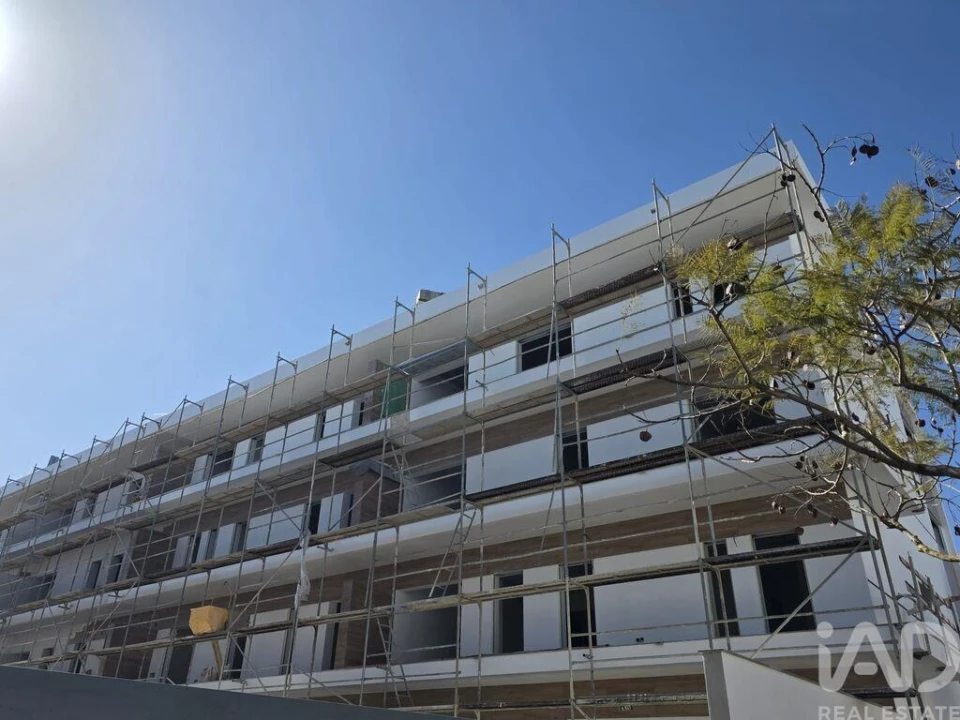 Apartamento T3 para Venda em Portimão Foto 7