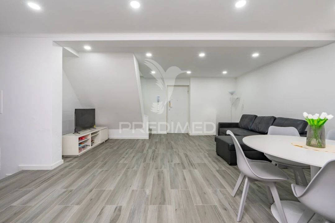 Moradia T4 para Venda em Santo Quintino Foto 20