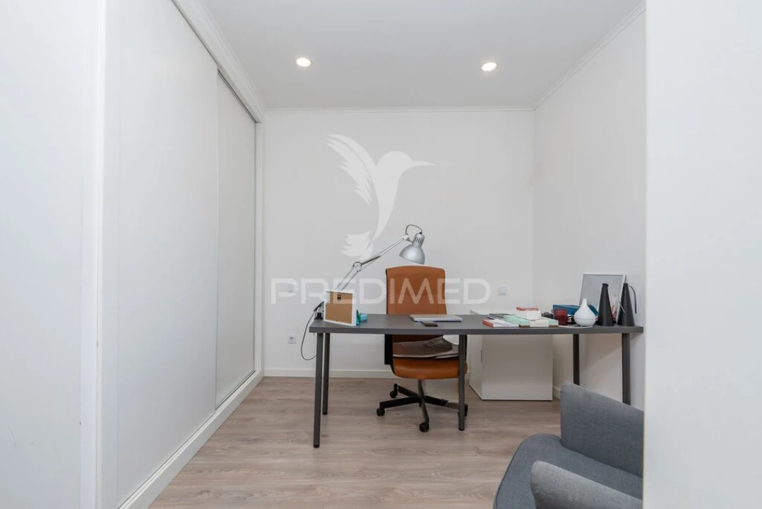 Moradia T4 para Venda em Santo Quintino Foto 14