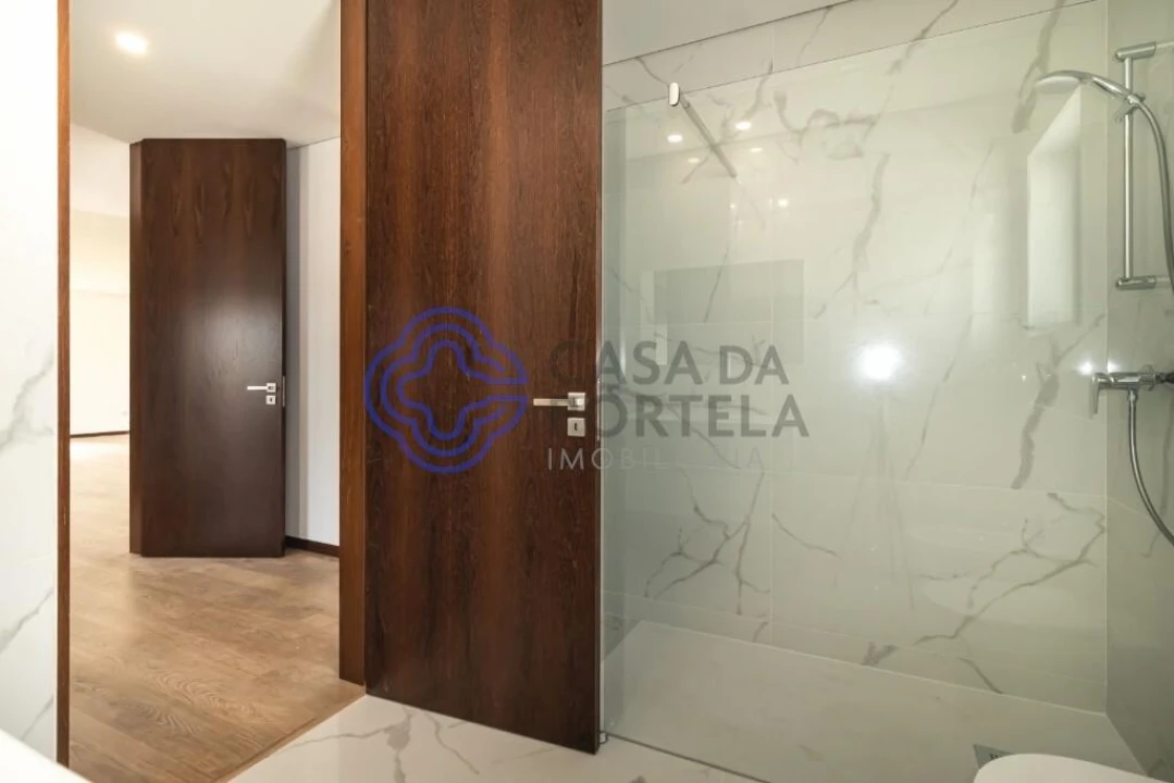 Moradia T3 para Venda em Santa Maria da Feira, Travanca, Sanfins e Espargo Foto 36