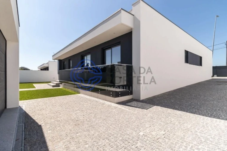 Moradia T3 para Venda em Santa Maria da Feira, Travanca, Sanfins e Espargo Foto 8