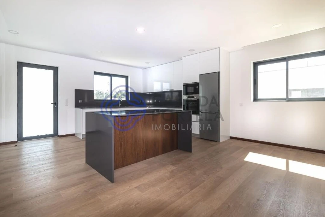 Moradia T3 para Venda em Santa Maria da Feira, Travanca, Sanfins e Espargo Foto 19