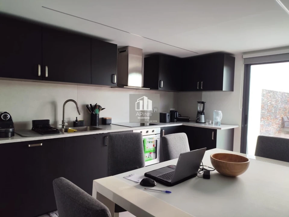 Moradia T3 para Venda em Charneca de Caparica e Sobreda Foto 8