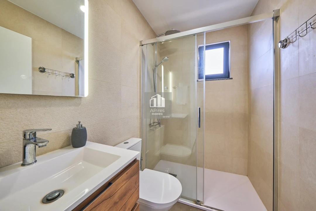 Moradia T3 para Venda em Charneca de Caparica e Sobreda Foto 25