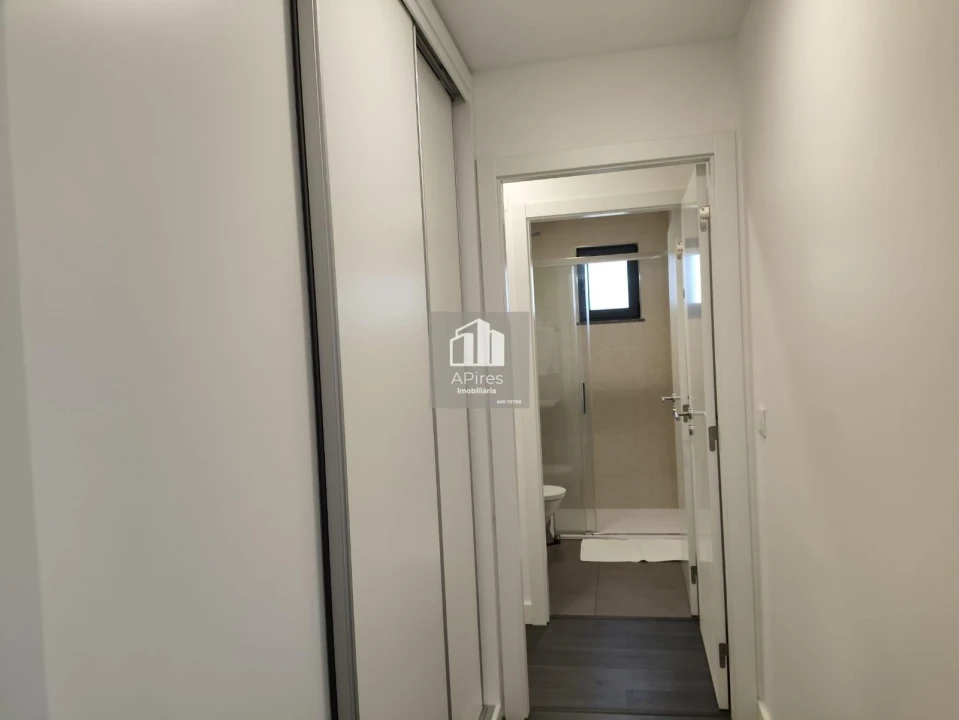 Moradia T3 para Venda em Charneca de Caparica e Sobreda Foto 26