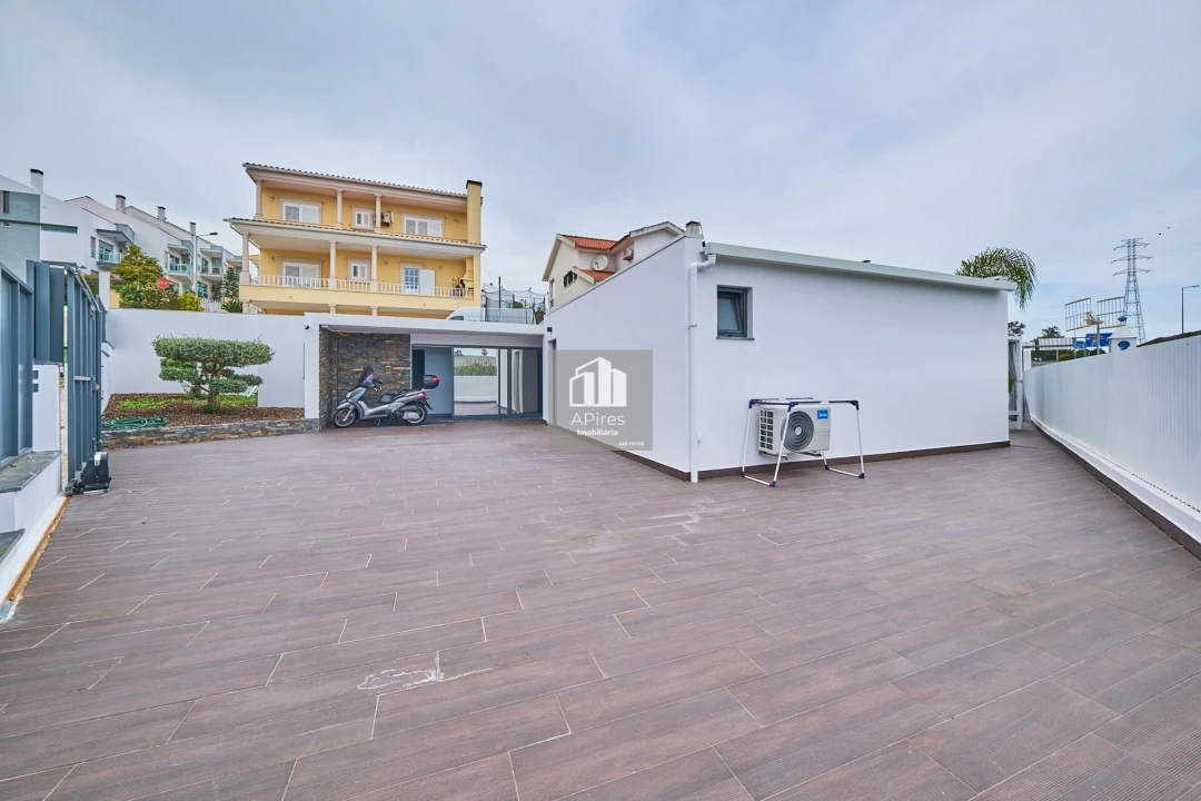 Moradia T3 para Venda em Charneca de Caparica e Sobreda Foto 7