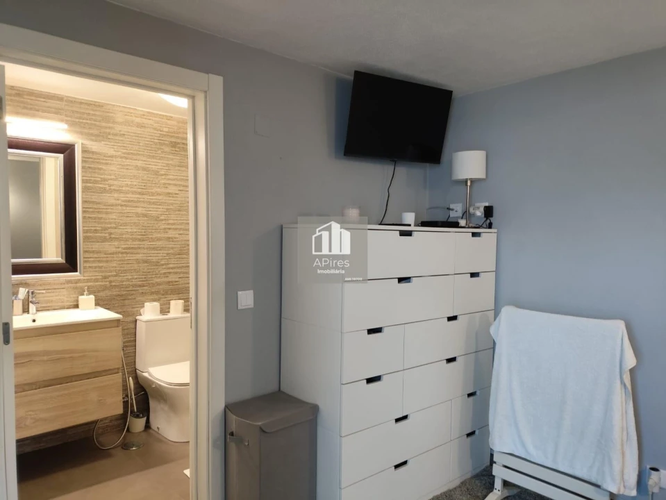 Moradia T3 para Venda em Charneca de Caparica e Sobreda Foto 16