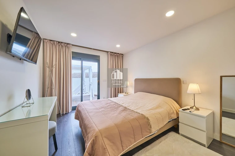 Moradia T3 para Venda em Charneca de Caparica e Sobreda Foto 26