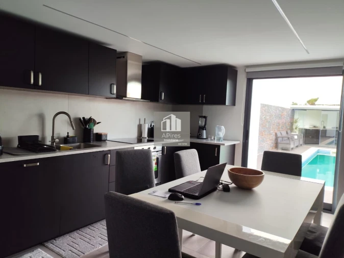 Moradia T3 para Venda em Charneca de Caparica e Sobreda Foto 6