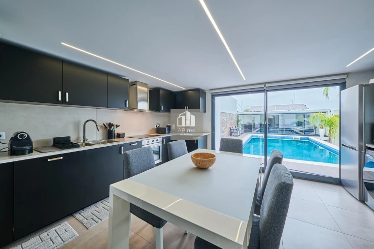 Moradia T3 para Venda em Charneca de Caparica e Sobreda Foto 14