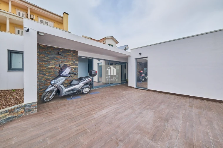 Moradia T3 para Venda em Charneca de Caparica e Sobreda Foto 10