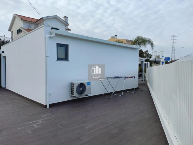 Moradia T3 para Venda em Charneca de Caparica e Sobreda Foto 47