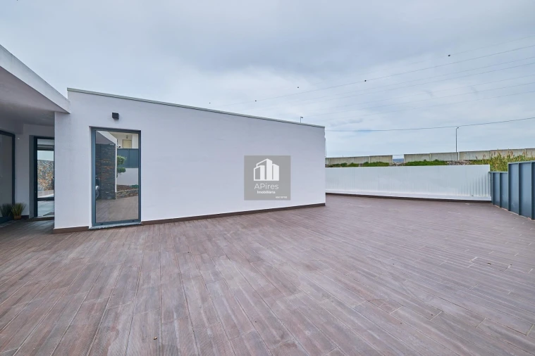 Moradia T3 para Venda em Charneca de Caparica e Sobreda Foto 8